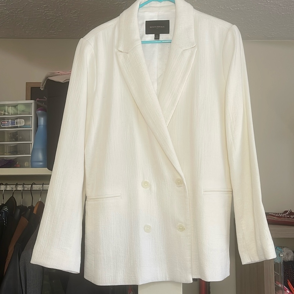 Banana Republic creamy white jacket for women